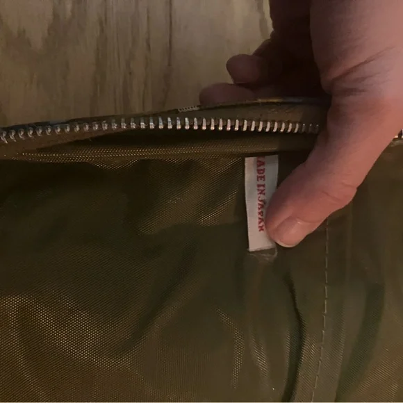 Vintage 70s Floral Patterned Suitcase - Picture 7 of 7